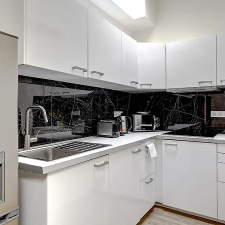 Apartment Elegant Pour 6 Pers Au Coeur De *